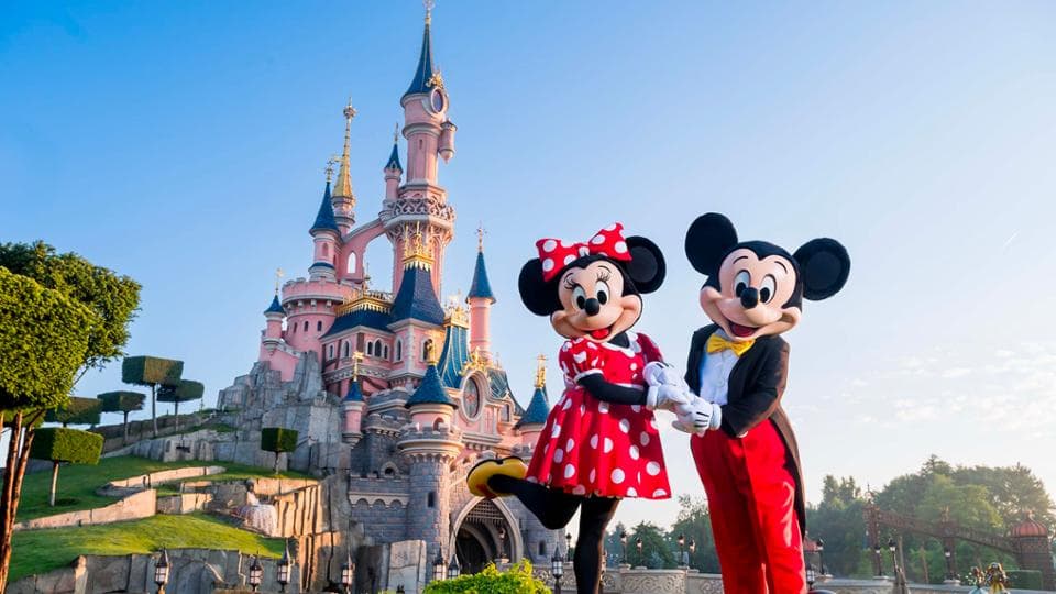 Enjoy Your Fun Filled Day At Disneyland Paris